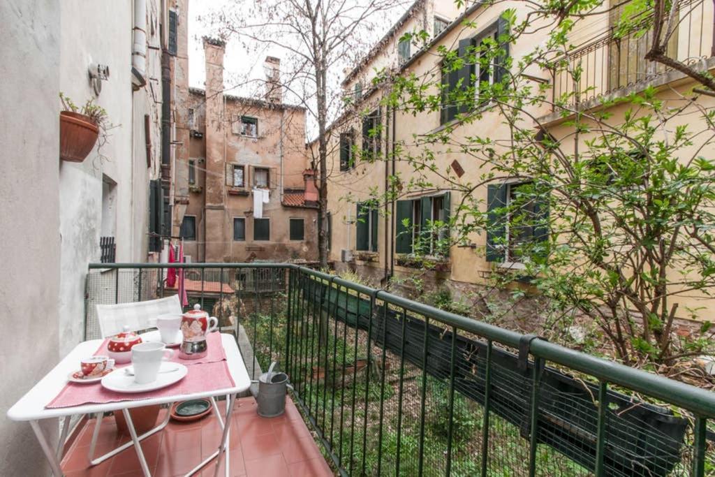 Ca' Cordoni - Charming Place In The Heart Of Венеція Екстер'єр фото